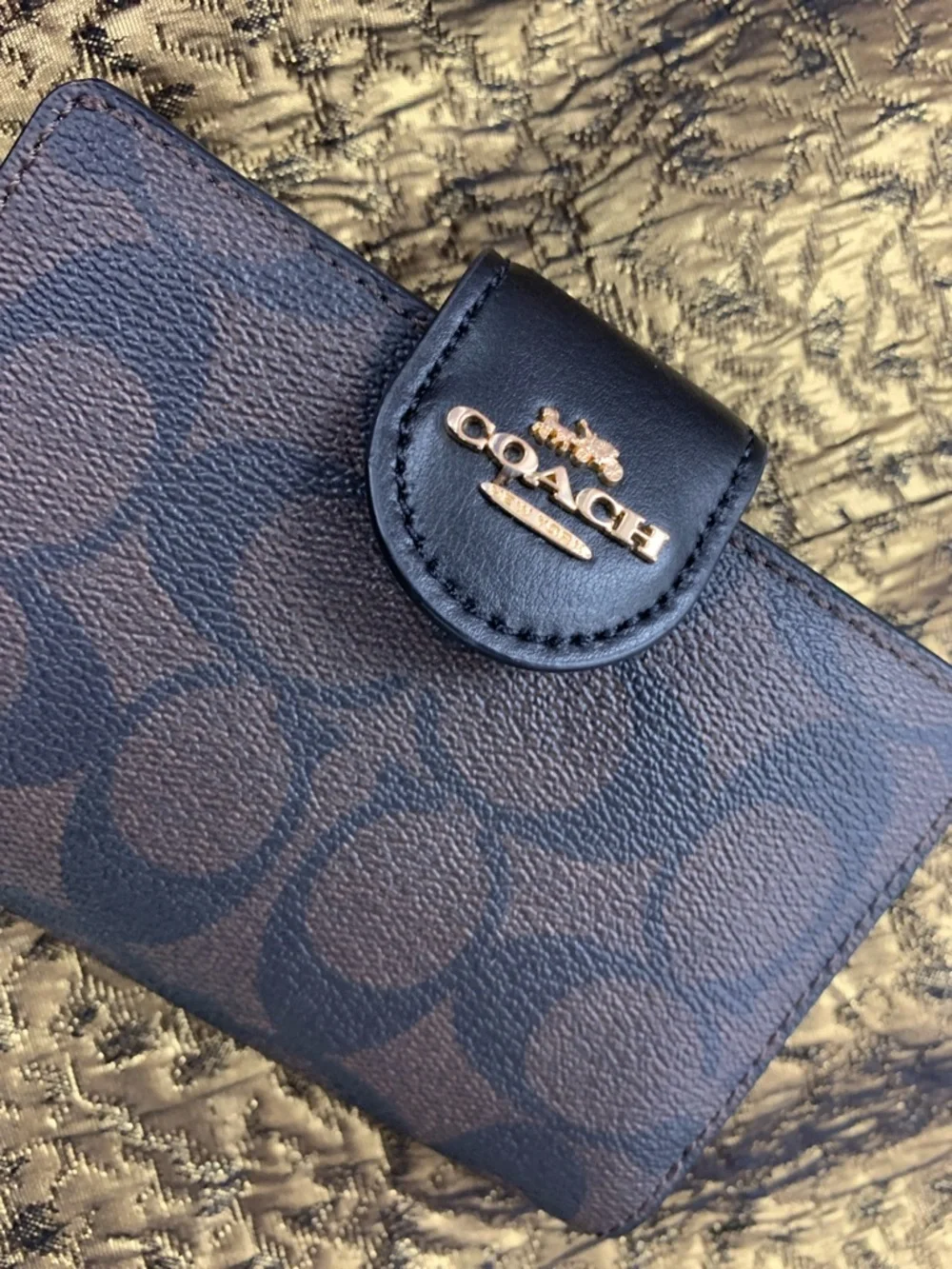 Coach Men's Brown and Black Signature Card Holder Wallet with Gold Logo